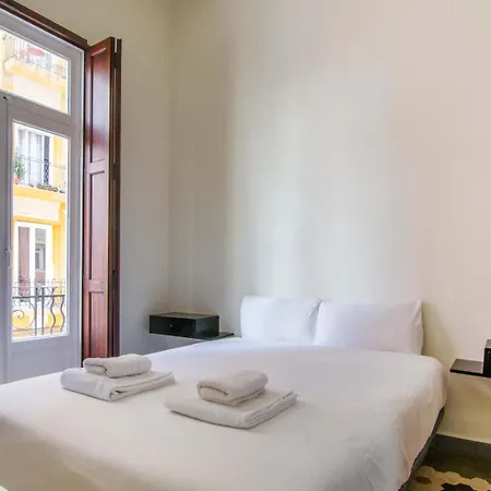 Апартаменты Spacest - Carrer De Francesc Cubells B *